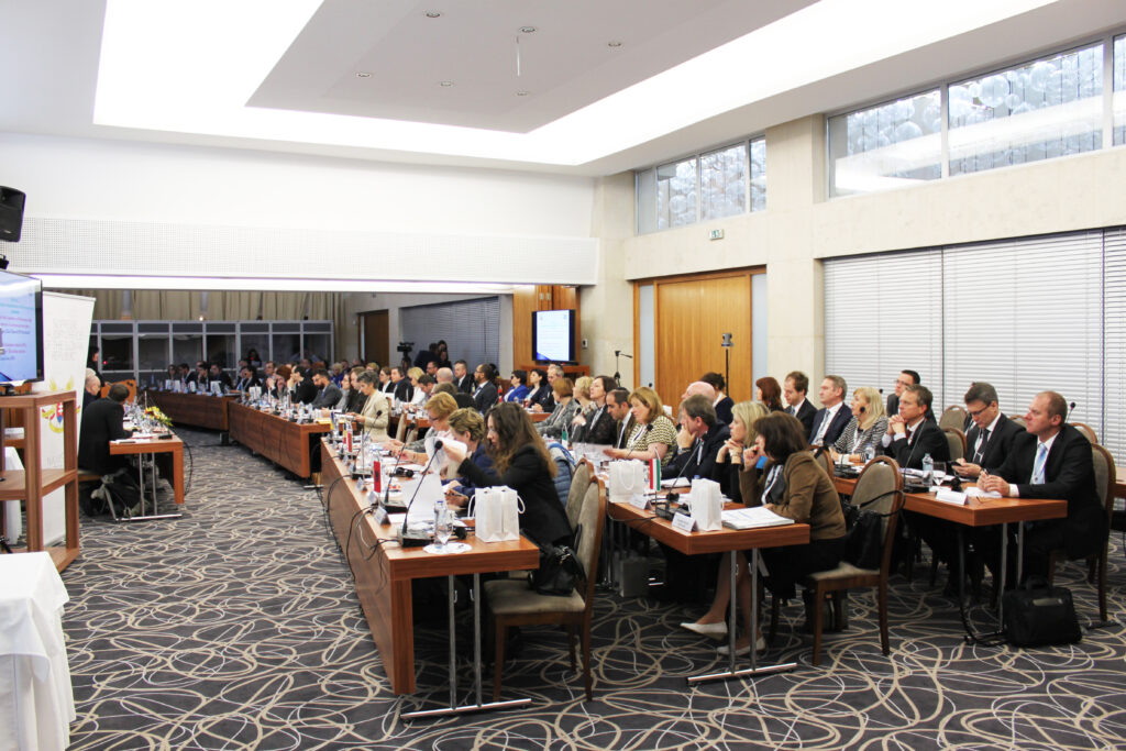 Slovak Republic SAO Hosts ISSAI Seminar - INTOSAI Journal